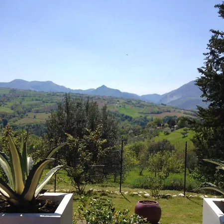 2 Bedrooms House With Jacuzzy Enclosed Garden&wifi At Dom wakacyjny *