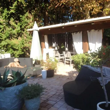 2 Bedrooms House With Jacuzzy Enclosed Garden&wifi At Dom wakacyjny Cupramontana