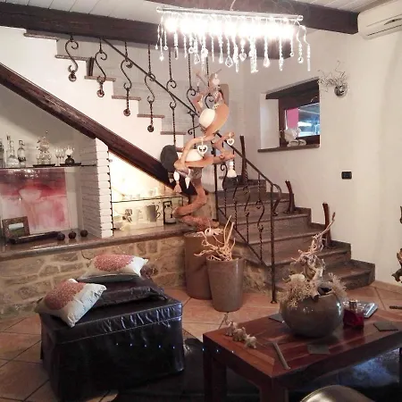 2 Bedrooms House With Jacuzzy Enclosed Garden&wifi At Dom wakacyjny *